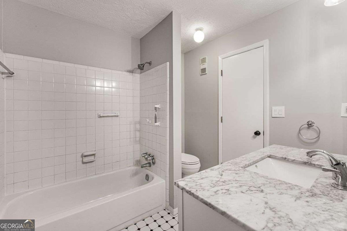 308 CUMBERLAND Court Smyrna - 17