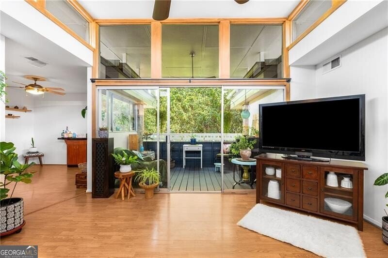 346 Carpenter Drive Sandy Springs - 3
