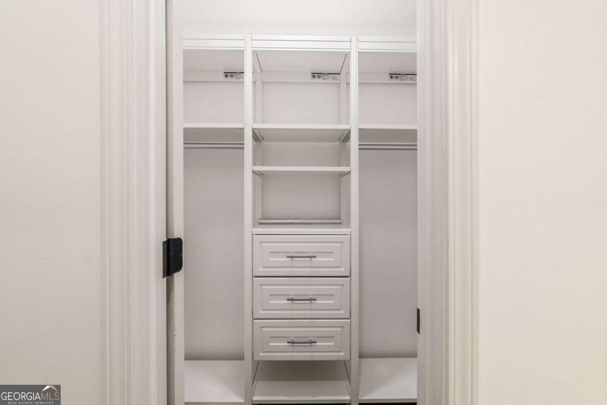 1045 River Point Suwanee - 34