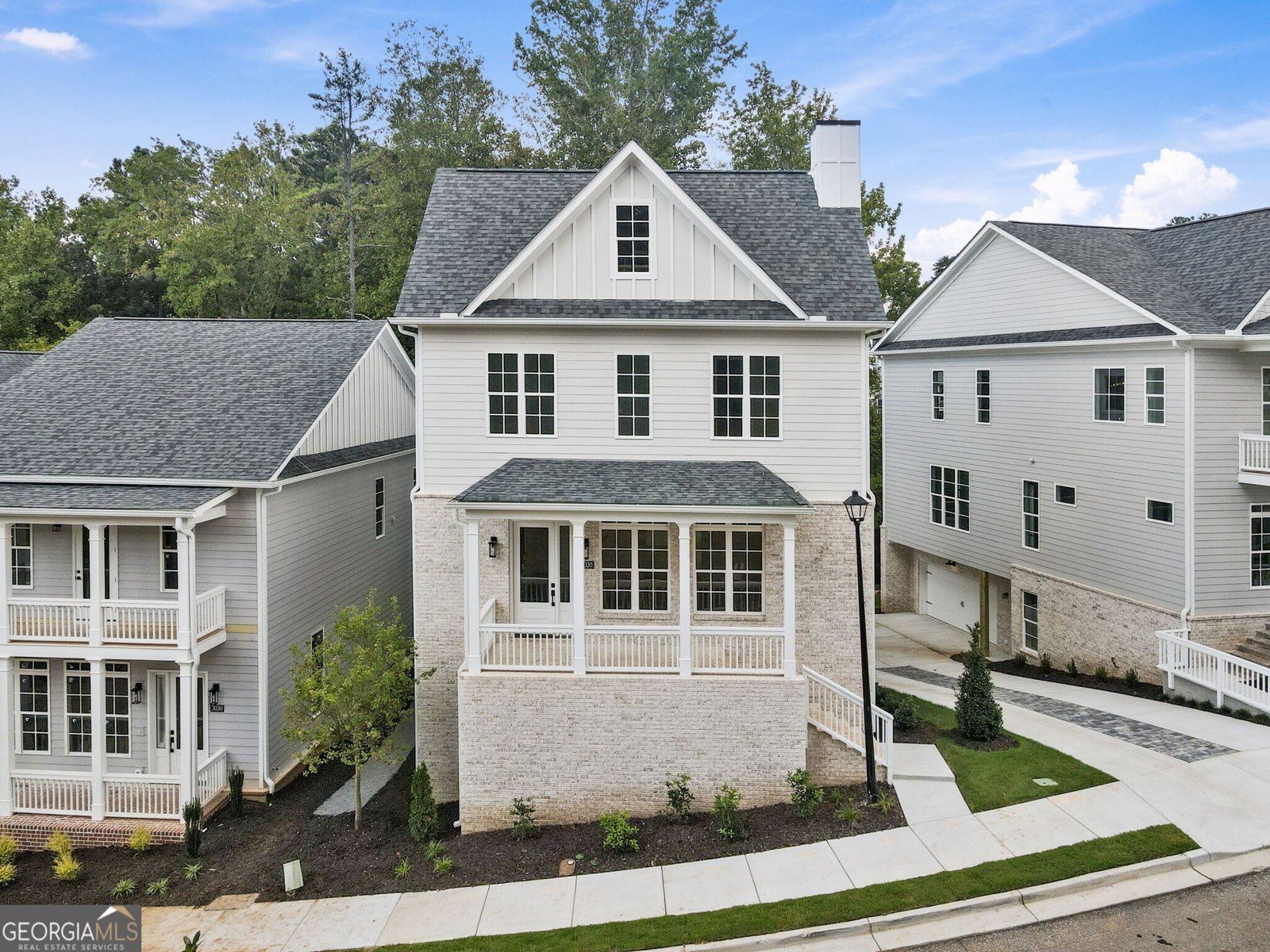 3020 Kara Court Roswell - main photo