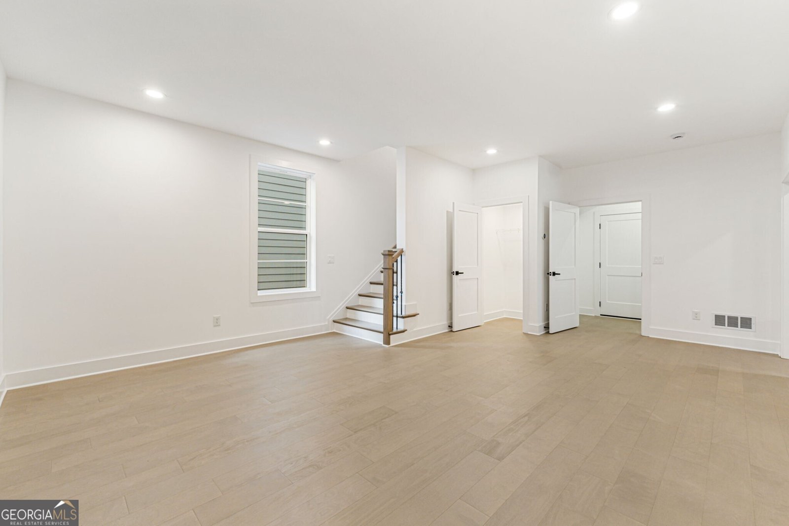 3020 Kara Court Roswell - 55