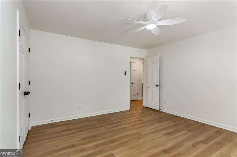 138 Lakeside Drive Kennesaw - 27