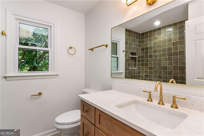 138 Lakeside Drive Kennesaw - 29