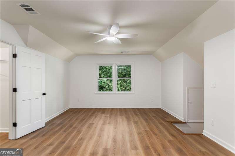 138 Lakeside Drive Kennesaw - 34