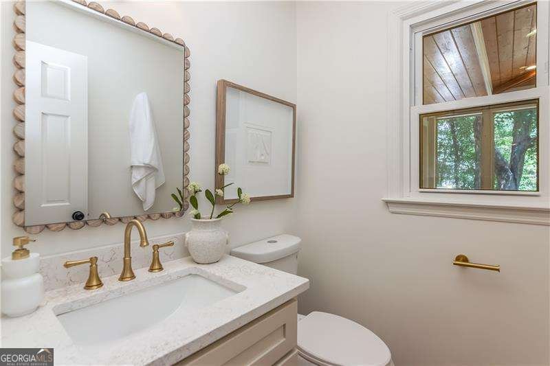 138 Lakeside Drive Kennesaw - 39