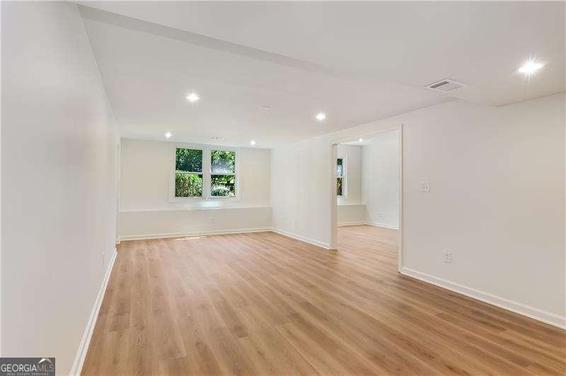 138 Lakeside Drive Kennesaw - 41