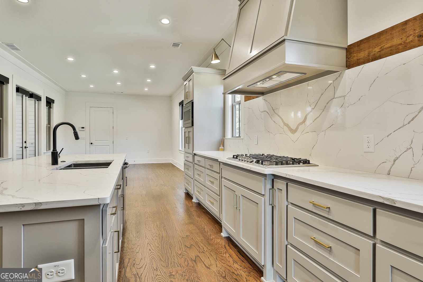 35 MILLWALK Drive Senoia - 24