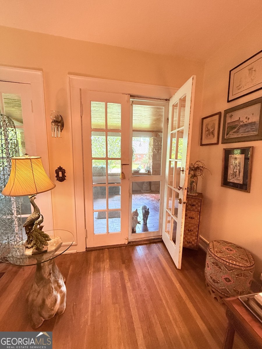 360 Edison Street Menlo - 24