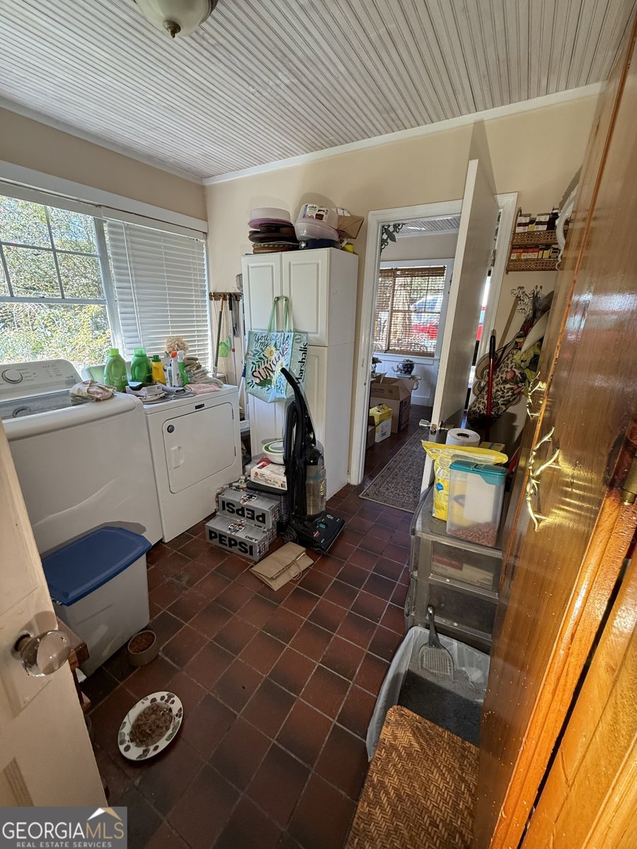 360 Edison Street Menlo - 32