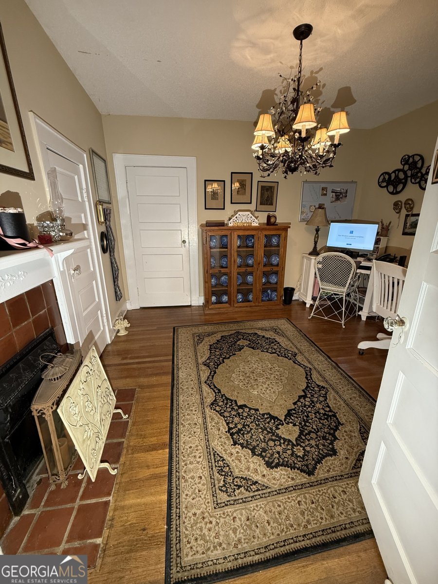 360 Edison Street Menlo - 35