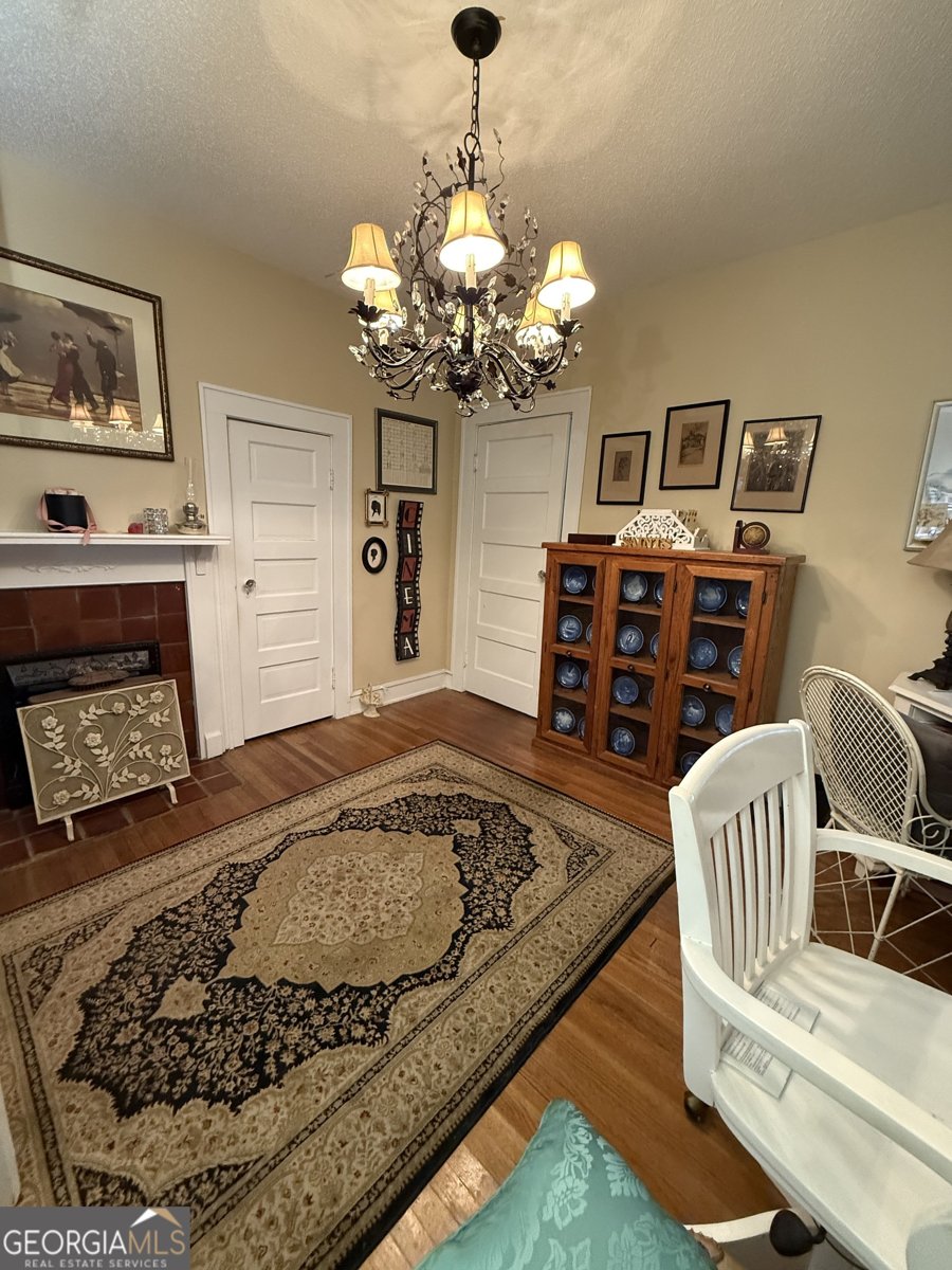 360 Edison Street Menlo - 37