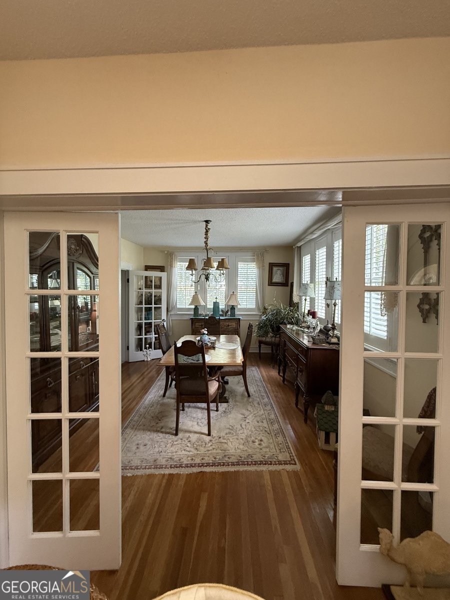 360 Edison Street Menlo - 6