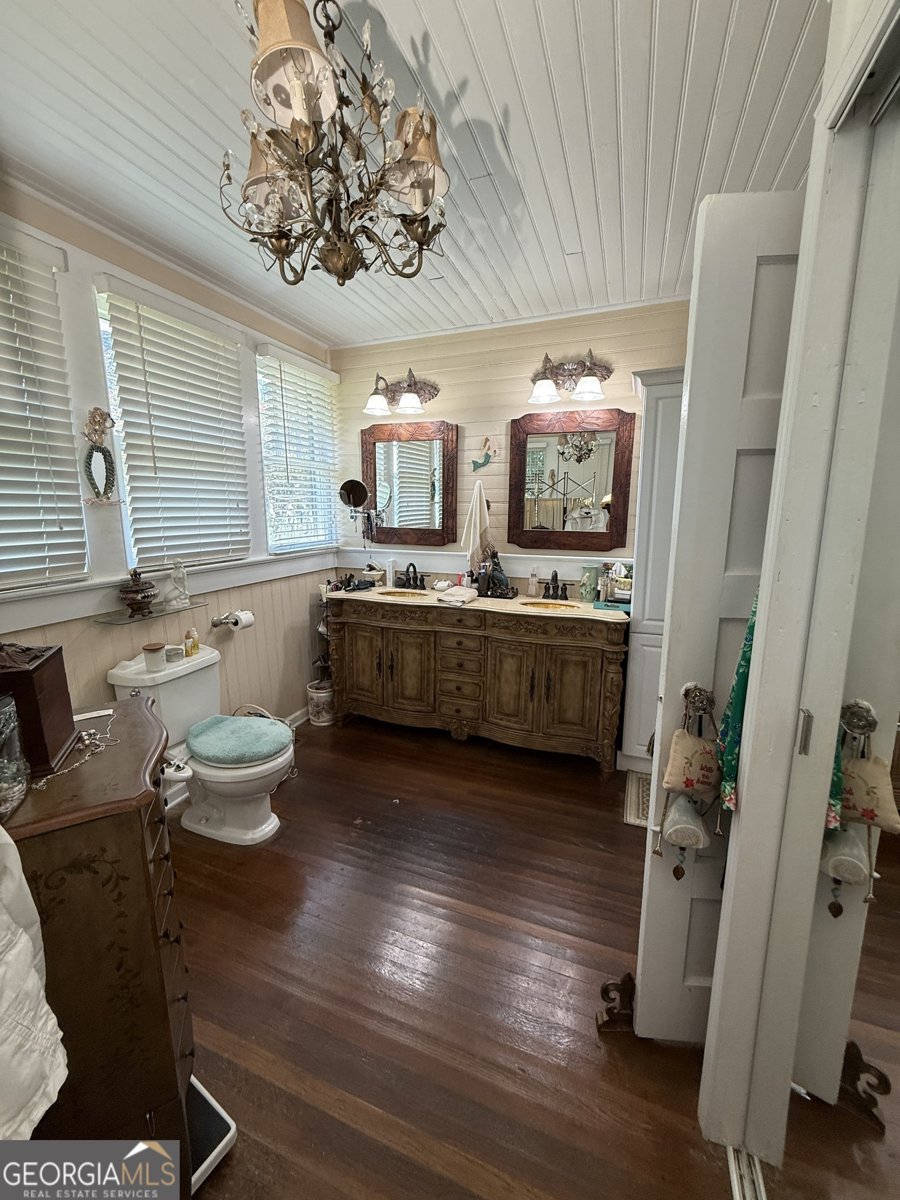 360 Edison Street Menlo - 63
