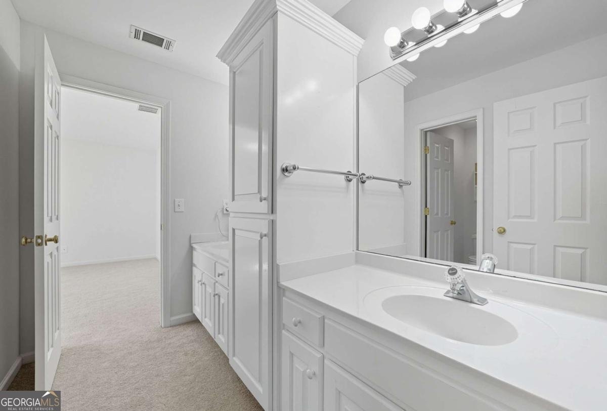 13540 Providence Lake Drive Alpharetta - 29