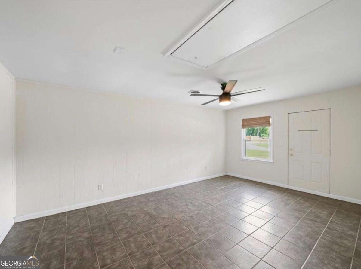 4365 Clare Lane Lithia Springs - 9