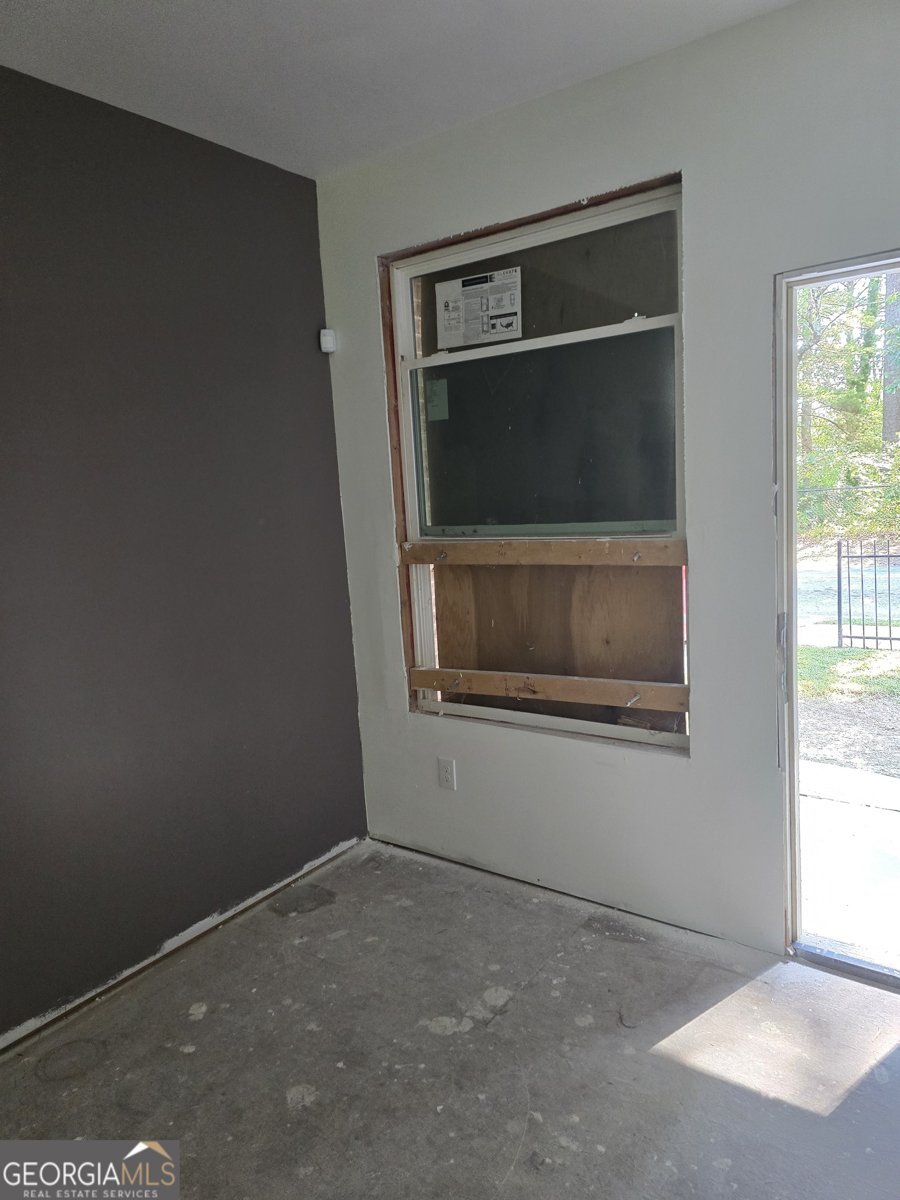 556 Bolton Road Atlanta - 10