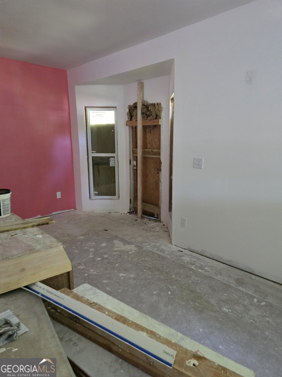 556 Bolton Road Atlanta - 6