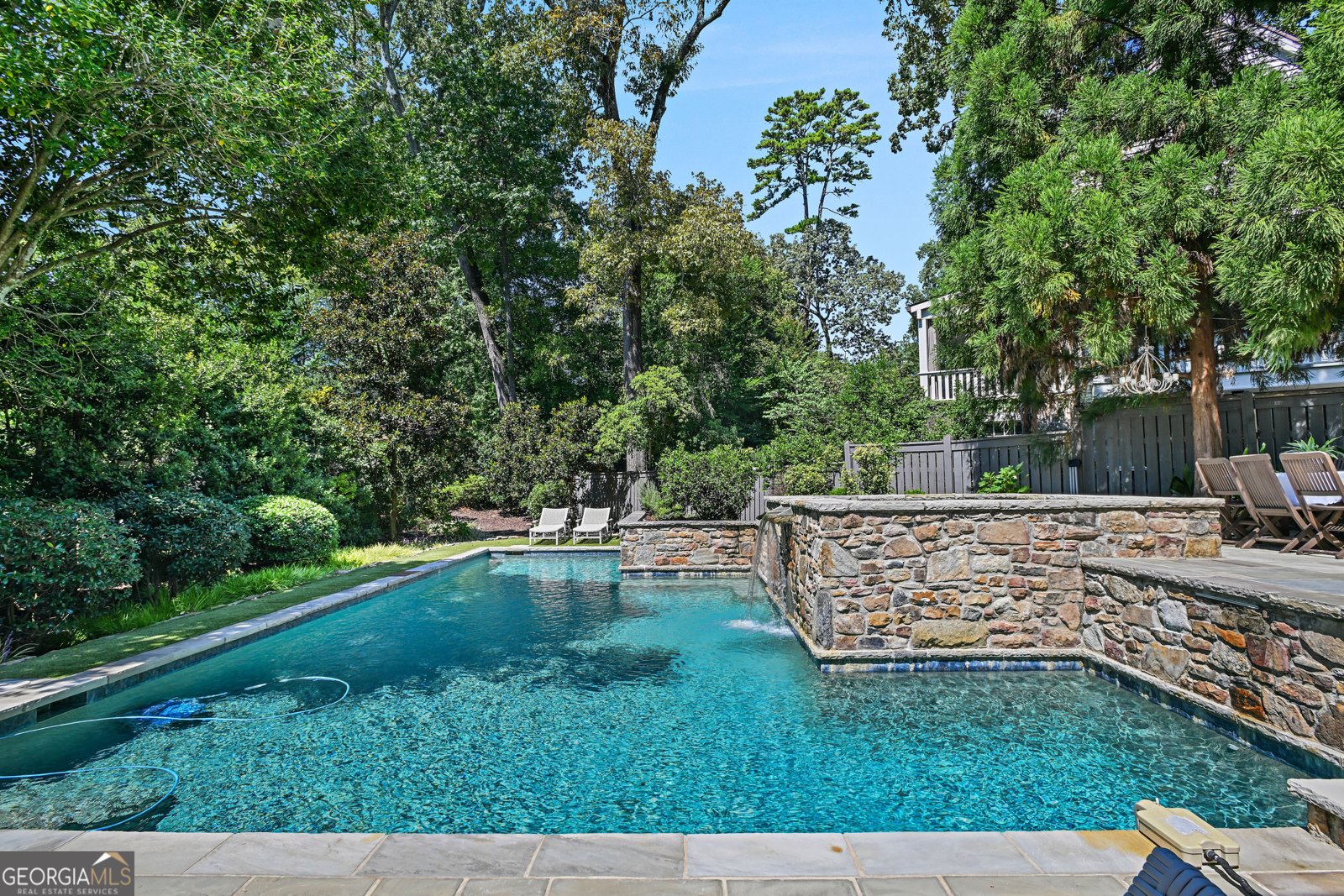 400 Pine Tree Drive Atlanta - 16