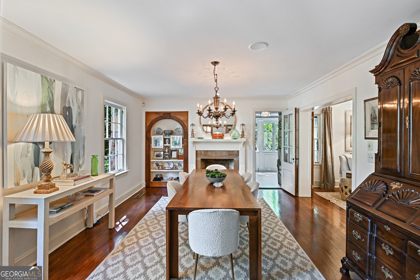 400 Pine Tree Drive Atlanta - 23