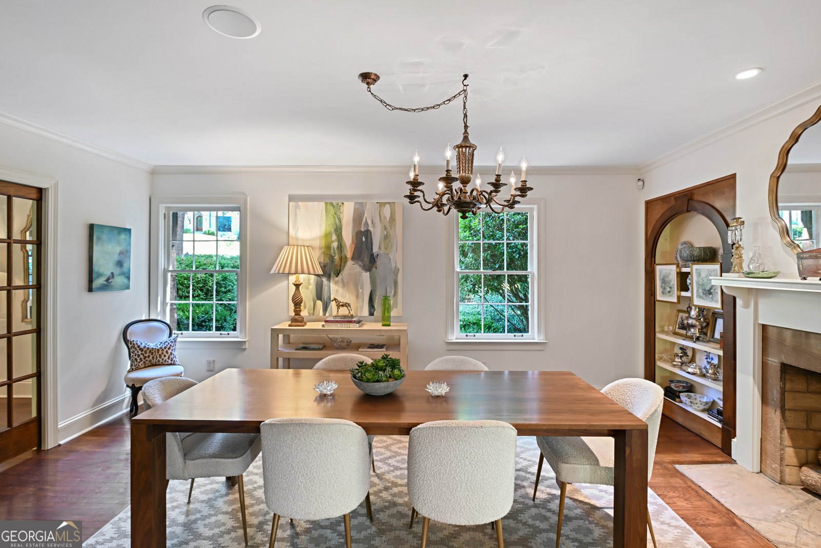 400 Pine Tree Drive Atlanta - 25