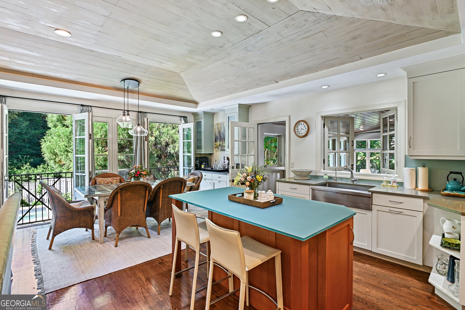 400 Pine Tree Drive Atlanta - 31