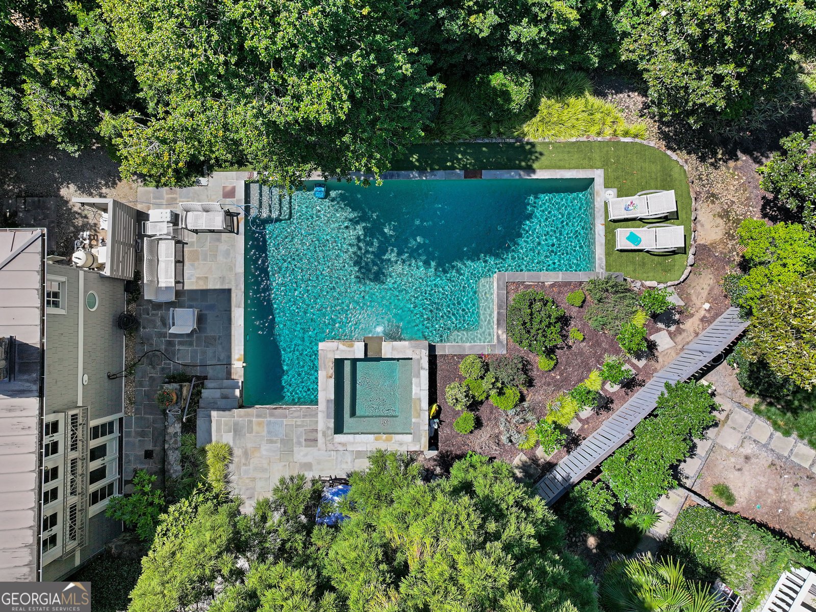 400 Pine Tree Drive Atlanta - 4