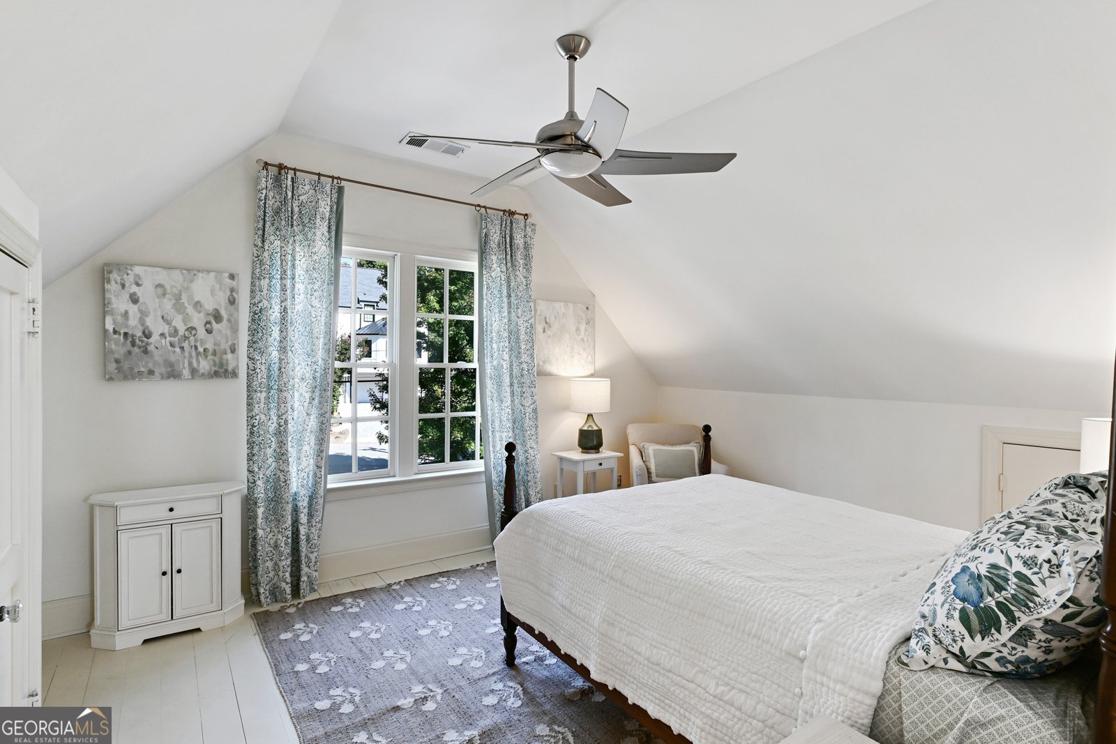 400 Pine Tree Drive Atlanta - 70