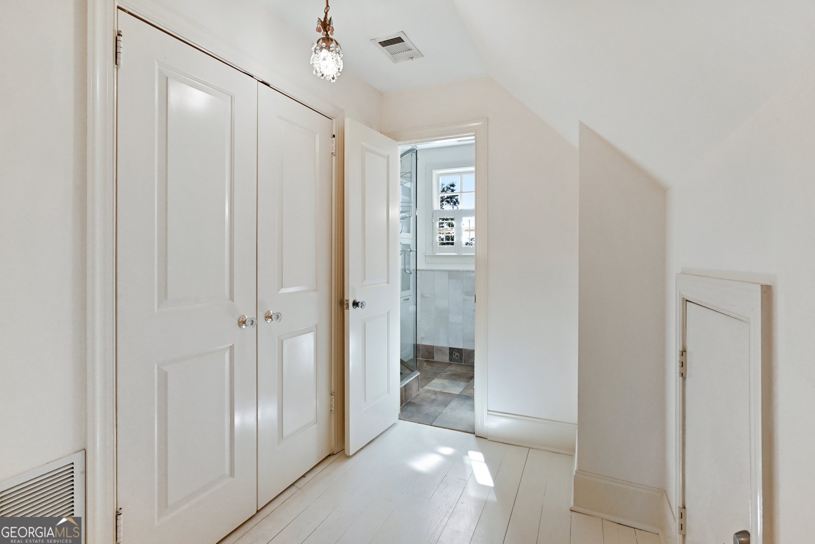 400 Pine Tree Drive Atlanta - 72