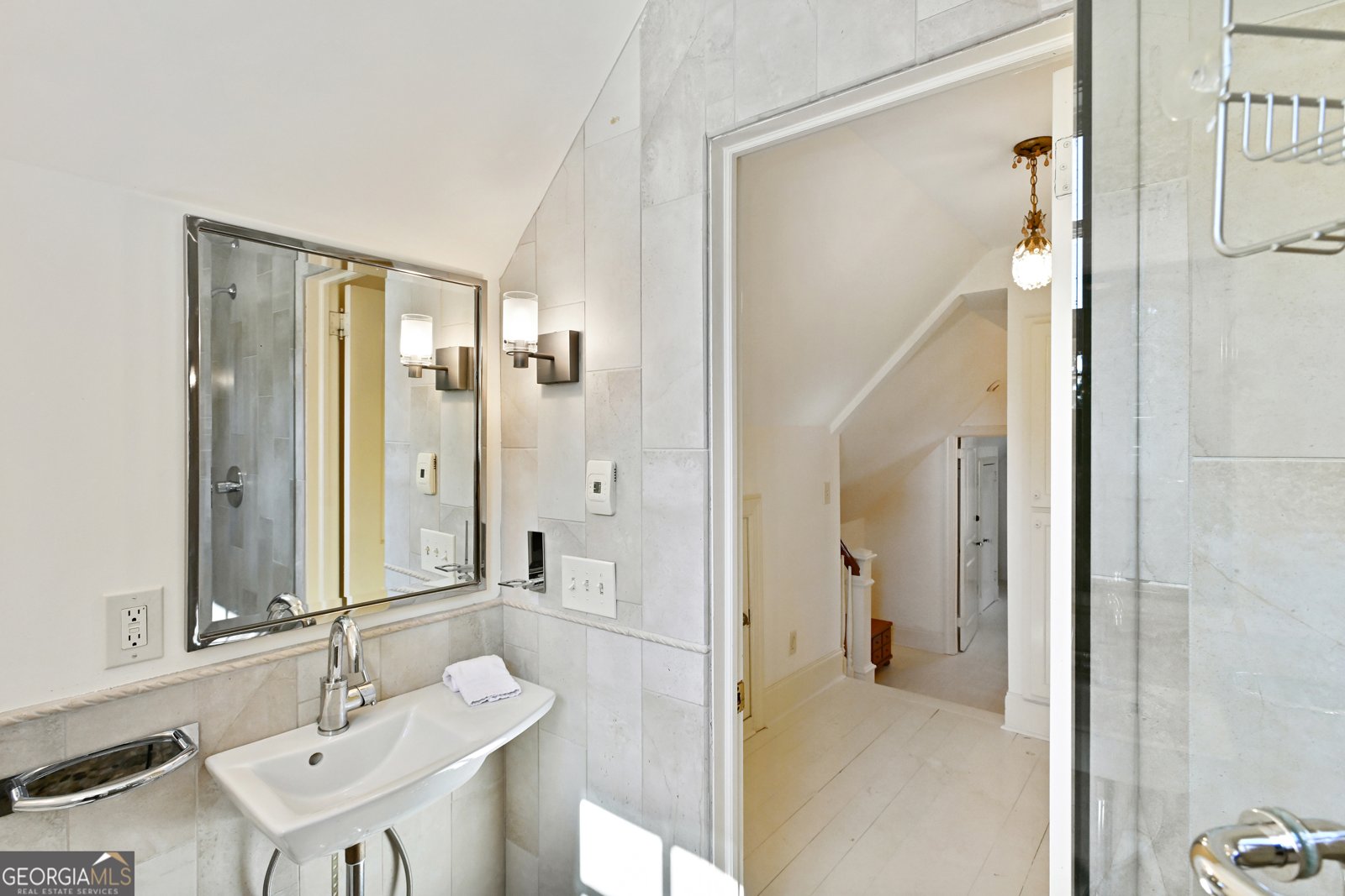 400 Pine Tree Drive Atlanta - 75