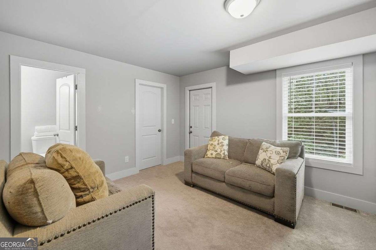 3466 CROWN Drive Gainesville - 14