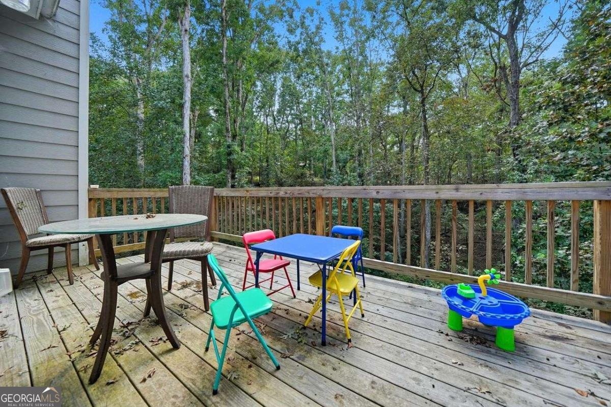 3466 CROWN Drive Gainesville - 18