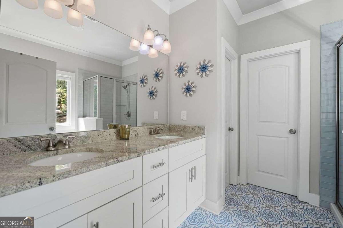 3466 CROWN Drive Gainesville - 8