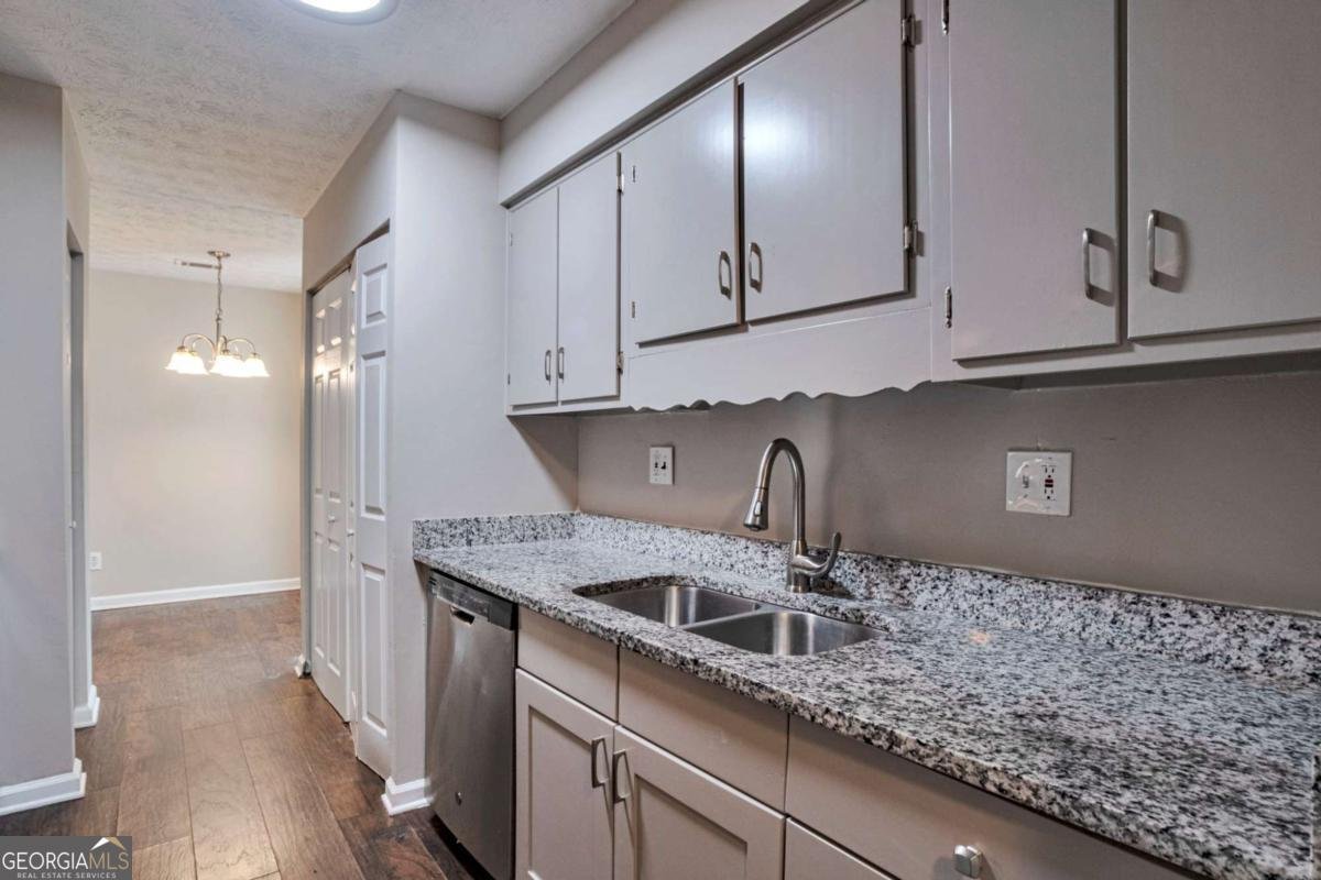 5061 Martins Crossing Road Stone Mountain - 8