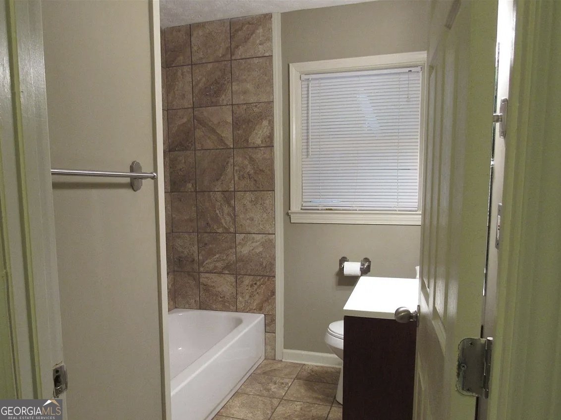 726 Peachtree Road Jefferson - 7