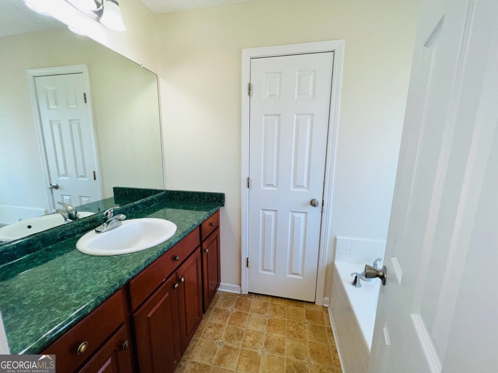 5021 Scotch Pine Avenue Statesboro - 24