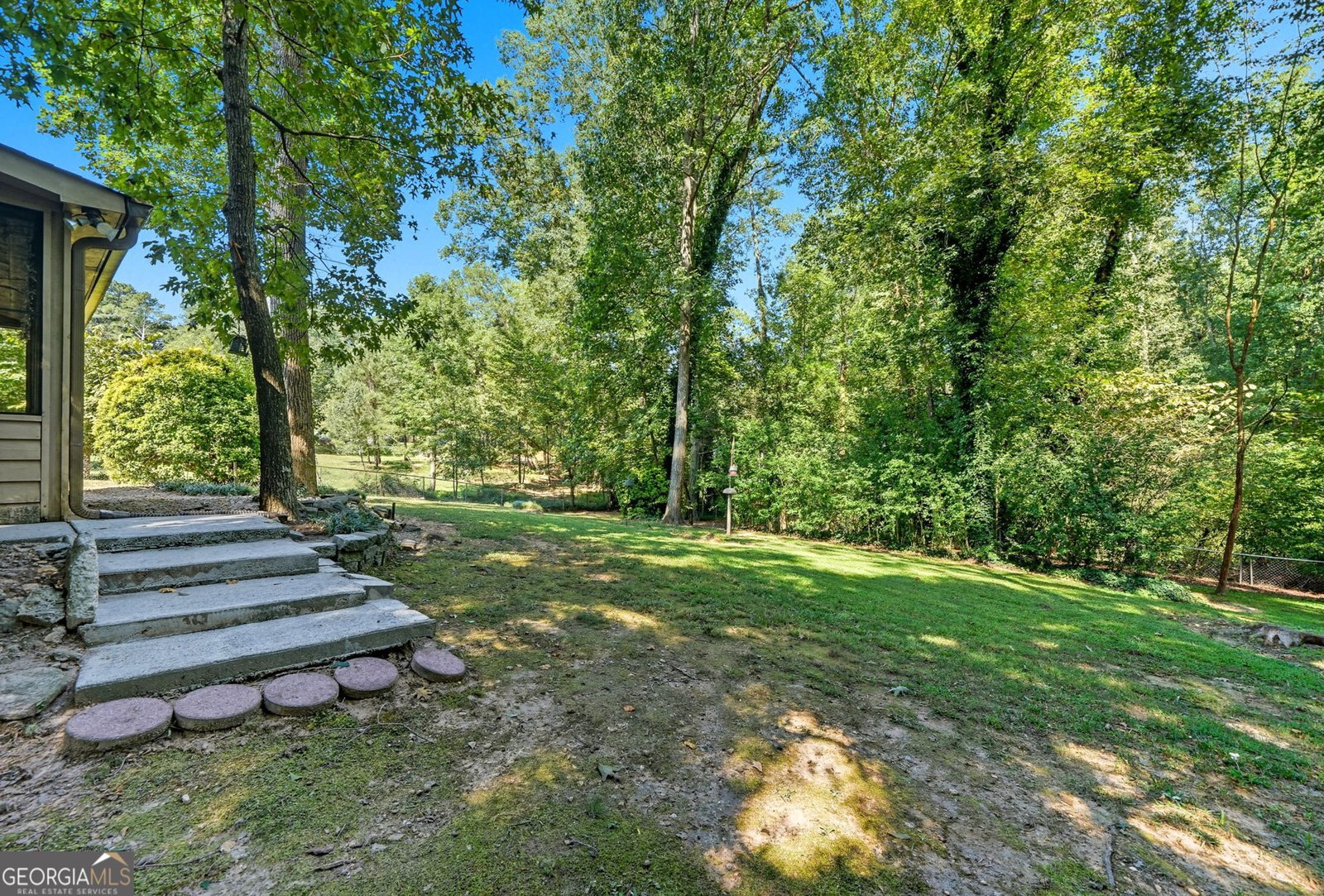 2538 Kings Pistol Court Grayson - 34