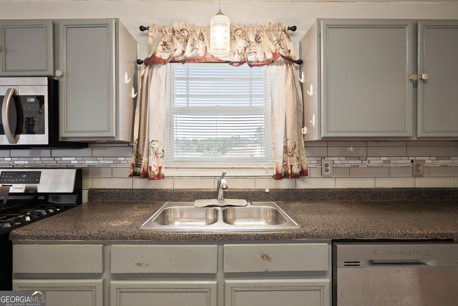 7992 Browning Drive Lithonia - 17