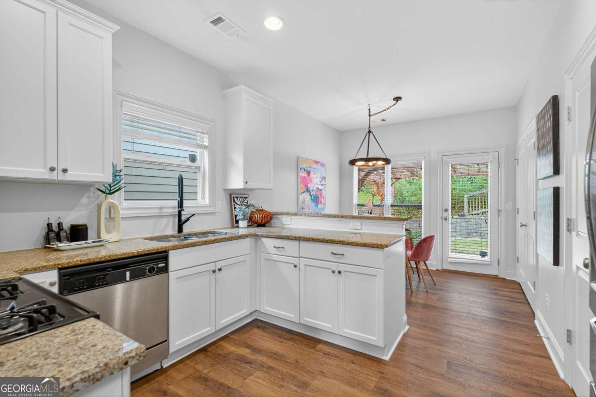 1561 Habershal Road Atlanta - 11