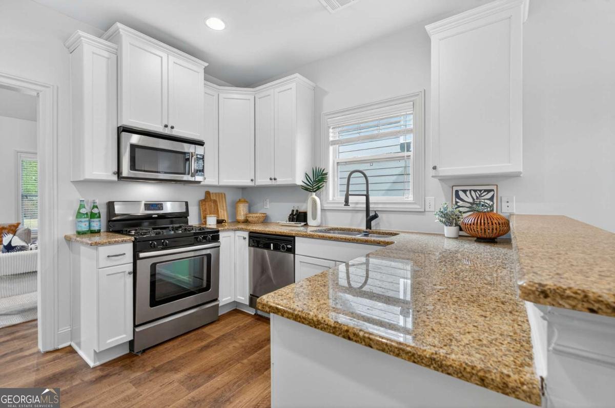 1561 Habershal Road Atlanta - 12