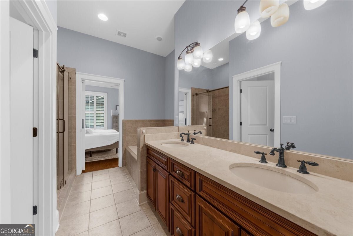 2442 Gatebury Circle Chamblee - 17