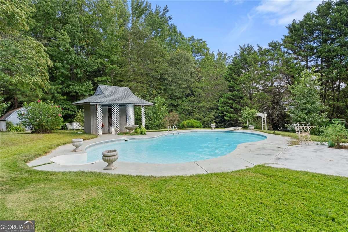 1033 Davenport Circle Powder Springs - 30