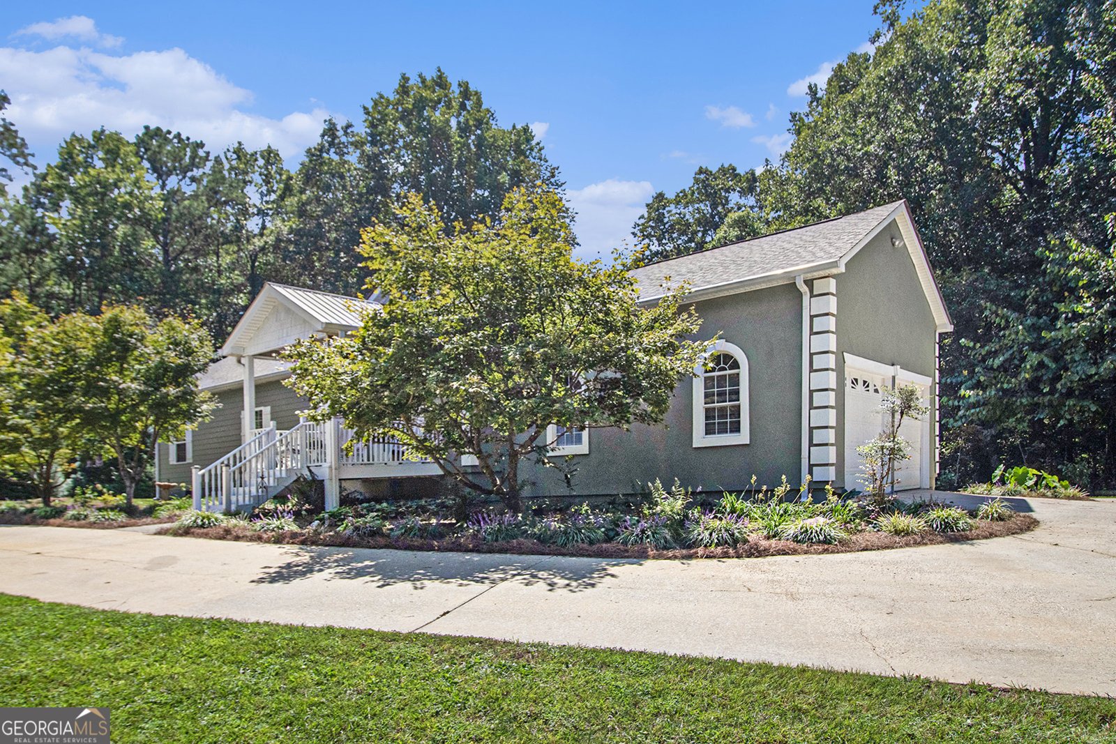 225 Meadowcliff Trail Carrollton - 2