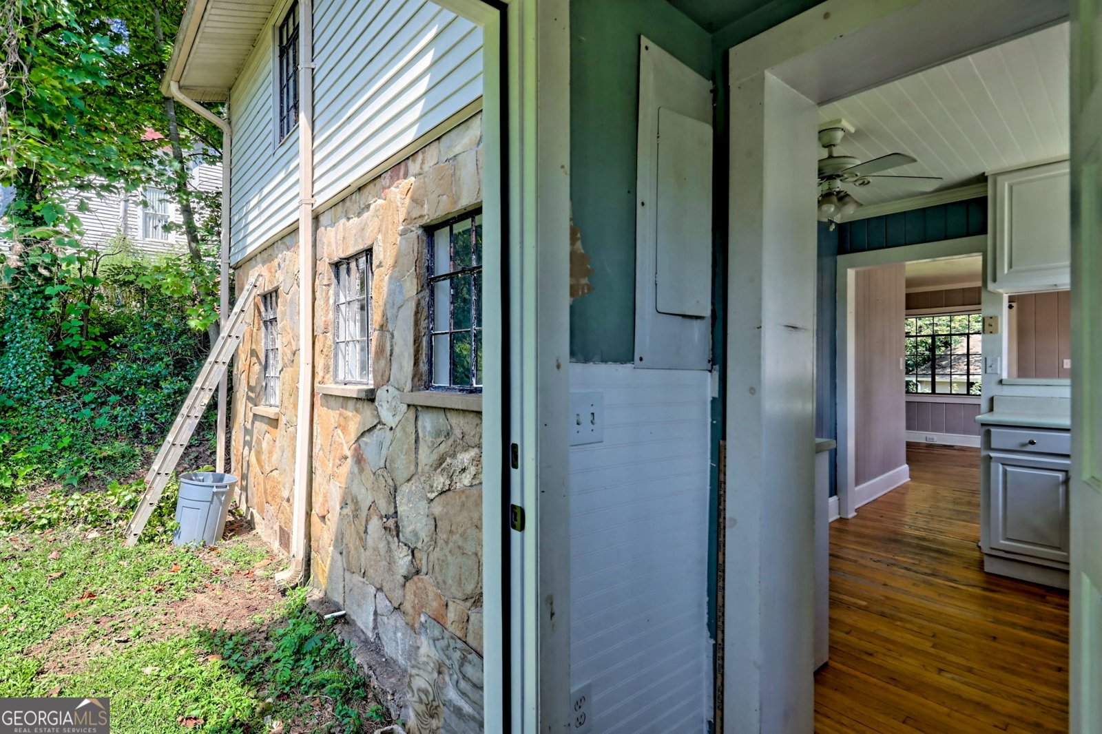 133 Derrick Street Clayton - 23