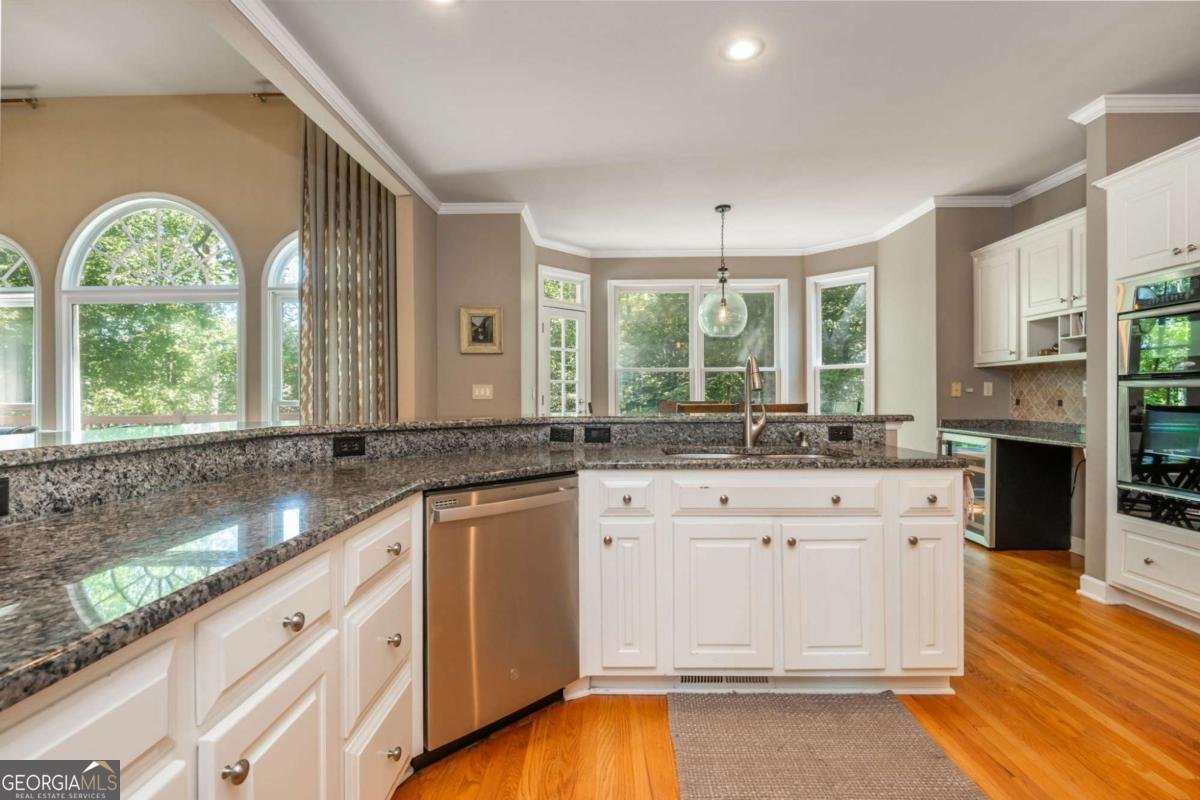 460 Hamilton Park Drive Roswell - 16