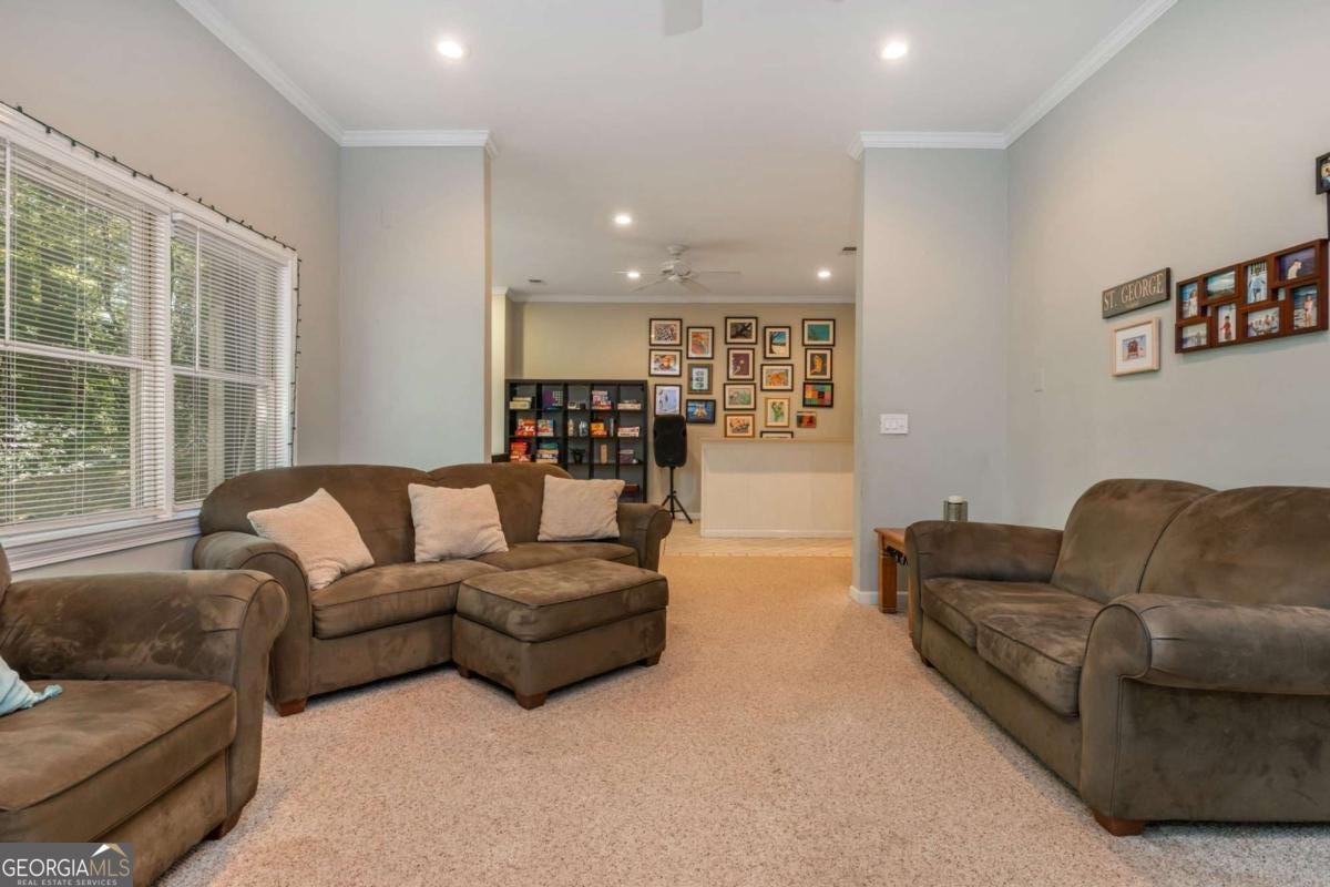 460 Hamilton Park Drive Roswell - 38