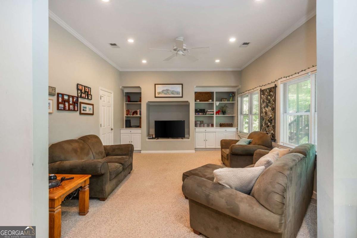 460 Hamilton Park Drive Roswell - 39