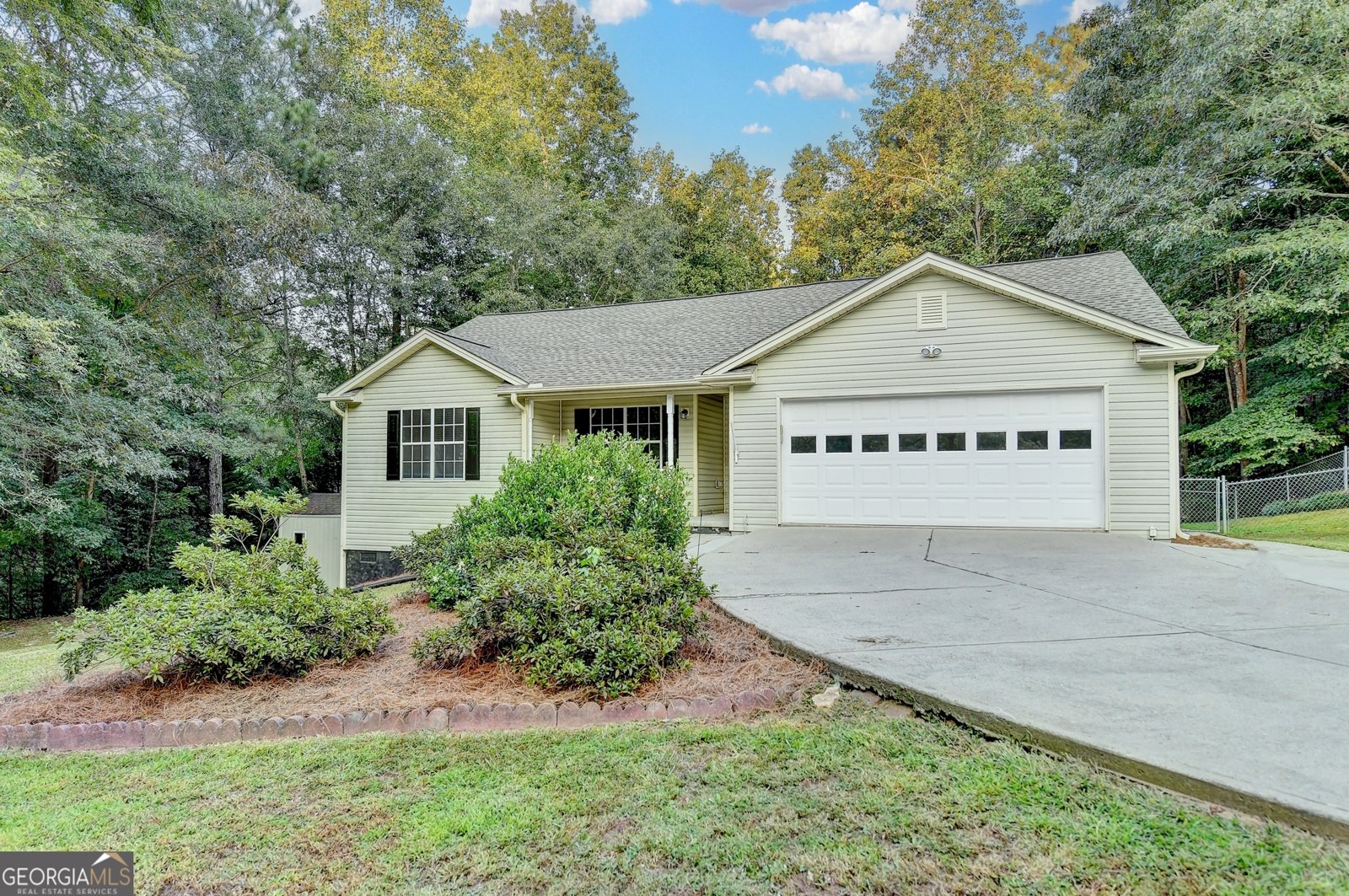 880 Duck Road Braselton - 1