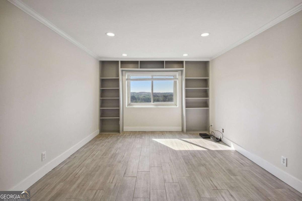 2285 Peachtree Road Atlanta - 4