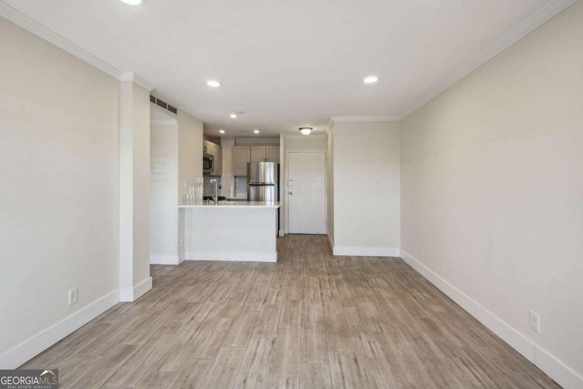 2285 Peachtree Road Atlanta - 6