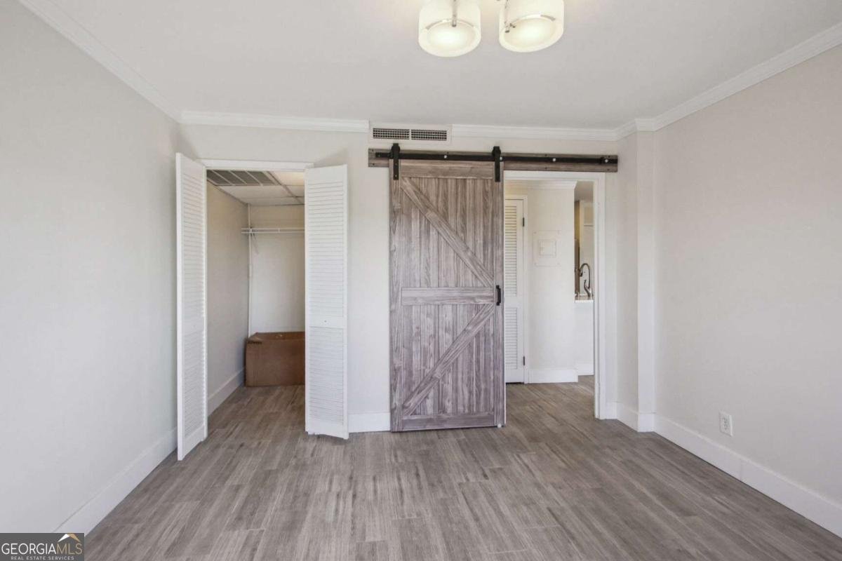 2285 Peachtree Road Atlanta - 9